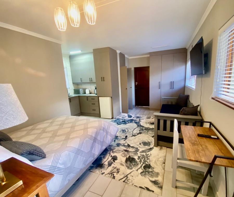 4 Bedroom Property for Sale in Linkside Western Cape